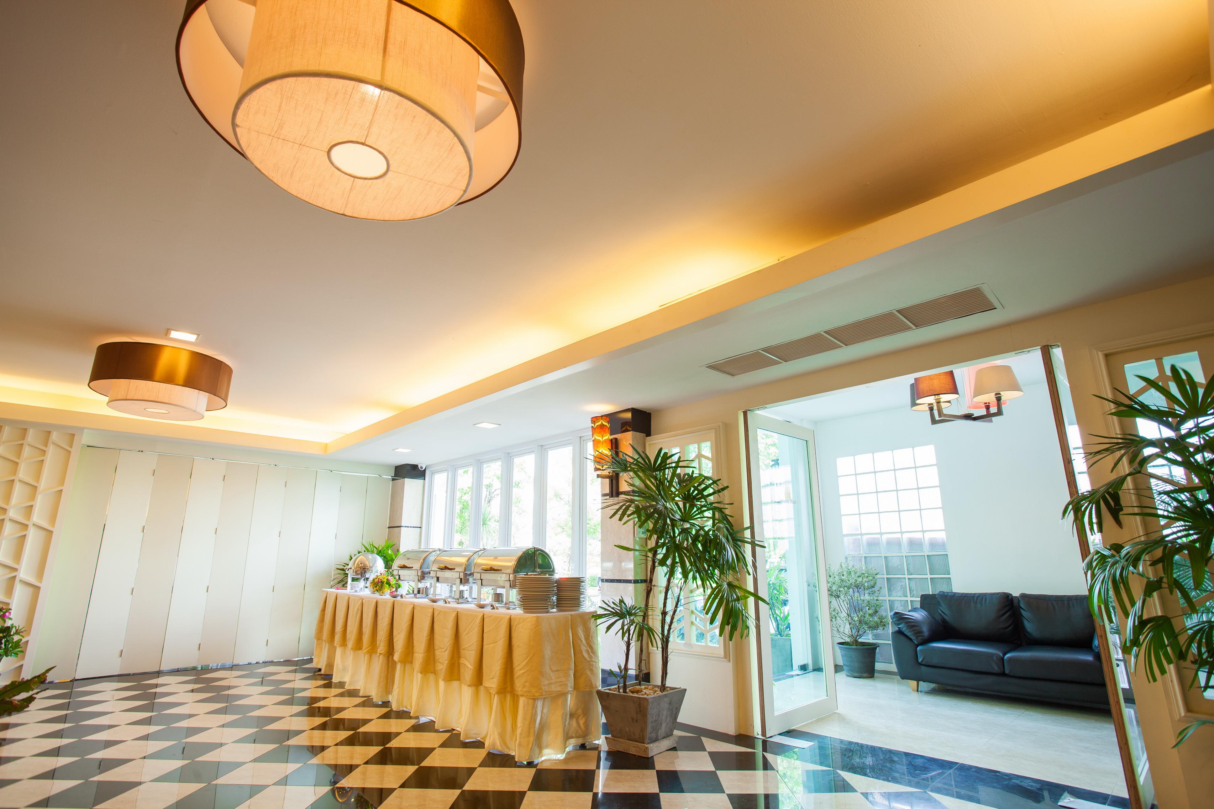 Paradise Hotel Udonthani Eksteriør billede