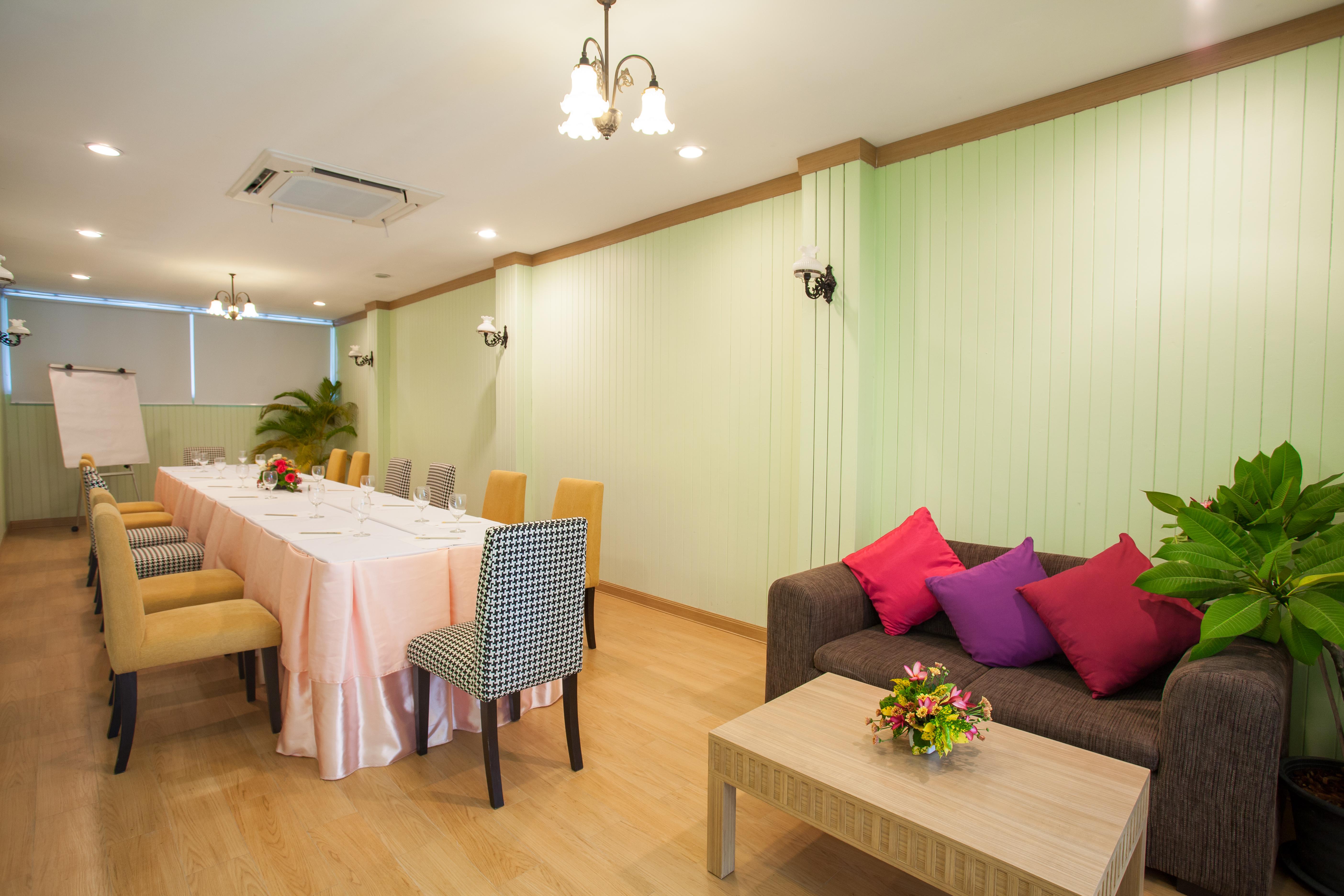 Paradise Hotel Udonthani Eksteriør billede