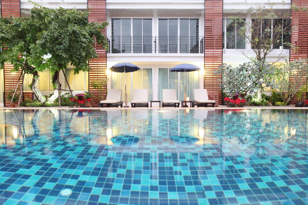 Paradise Hotel Udonthani Eksteriør billede