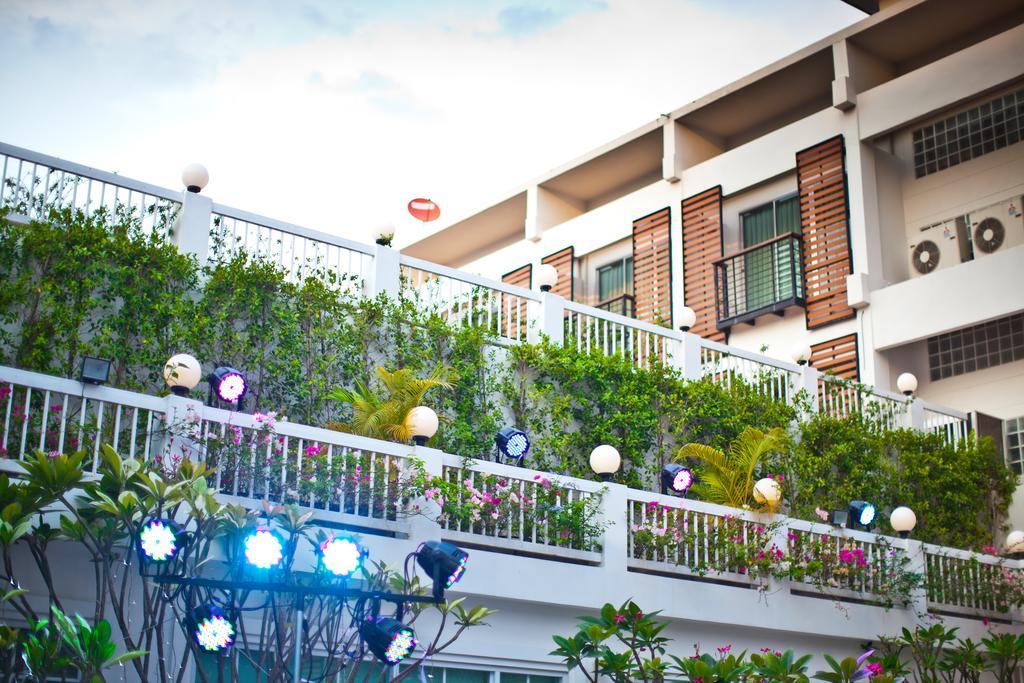 Paradise Hotel Udonthani Eksteriør billede